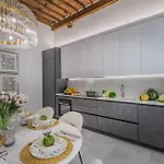 The Joia House * Lucca