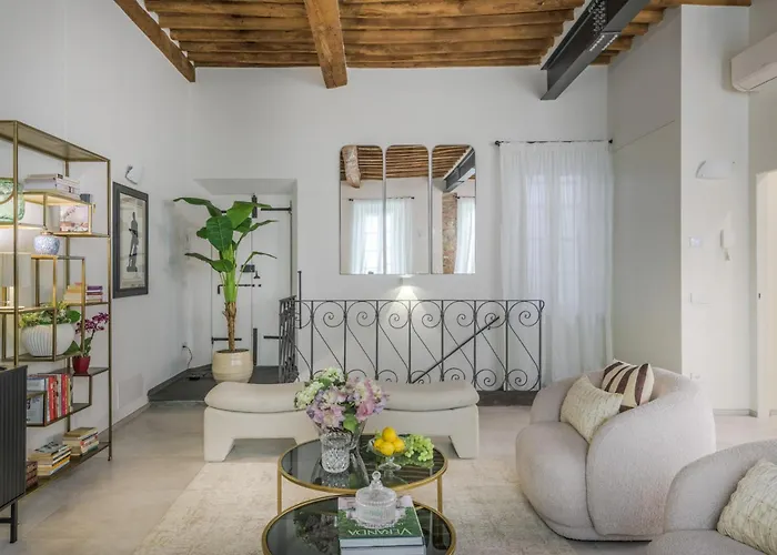 The Joia House Lucca